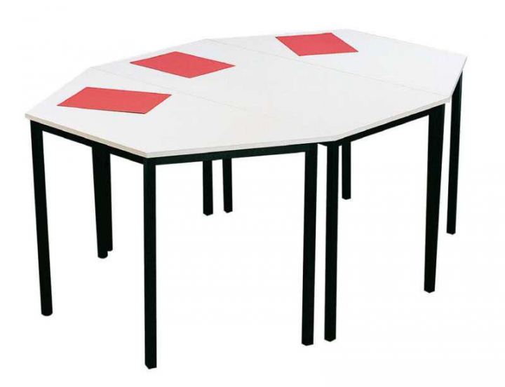 2 Tables trapèze et 1 Table rectangle